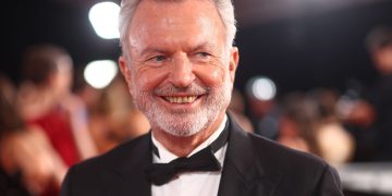 Aktori i “Jurassic Park” fiton luftën me sëmundjen e rëndë!