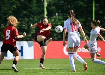 Kualifikueset e Kampionatit Europian U-19 për vajza / Shqipëria barazon 2-2 me Malin e Zi