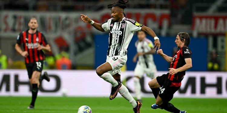 FOTO/ Na ishte një herë Milan-Juve, zero emocione, “ndizet” gara për Champions (VIDEO)