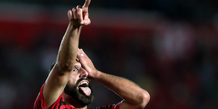 Barça “driblon” Asllanin, spanjollët i vihen pas “Piratit”, synojnë Vedat Muriqin