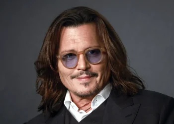 Skandal financiar për Johnny Depp? Aktori i Hollywood-it humb mbi 600 mijë euro pas vjedhjes së kartës së kreditit