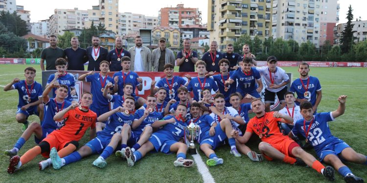 Kupa e Shqipërisë U-17/ Teuta fiton finalen ndaj Tiranës 4-3 pas përmbysjes spektakolare