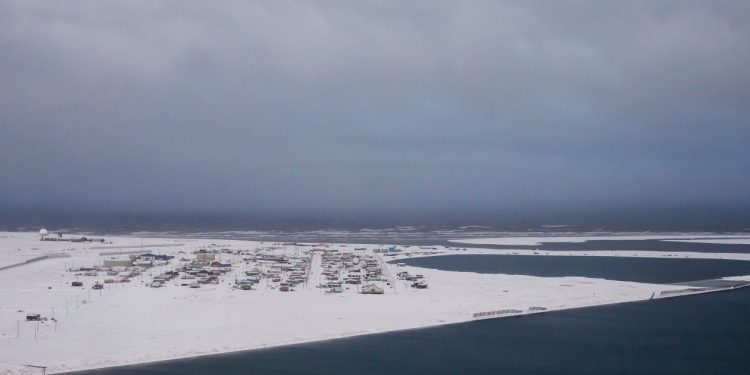 VIDEO/ Utqiagvik përjeton “Diellin e Mesnatës”, 84 ditë pa perëndim në Alaskën veriore