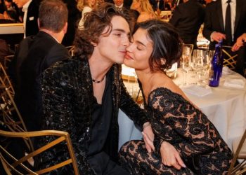 Komenti i Kylie Jenner në postimin e Timothée Chalamet ‘thyen’ internetin