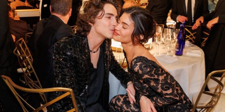 Komenti i Kylie Jenner në postimin e Timothée Chalamet ‘thyen’ internetin