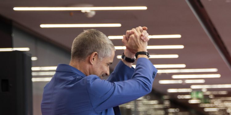 “I lumtur për atë që kemi bërë bashkë”, Sylvinho: Ndoshta është thjeshtë mirupafshim dhe jo lamtumirë