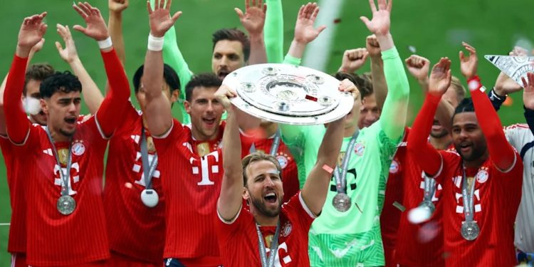 Bayern Munchen feston trofeun e 35-të me “manita” ndaj Këlnit, bavarezët thyejnë edhe rekordin e… Real Madrid! Bundesliga gjermane ul siparin