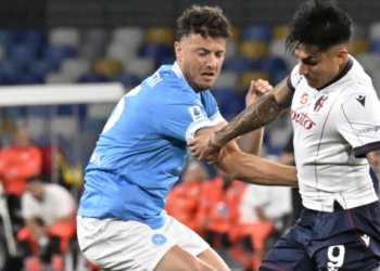 VIDEO/ Napoli bie keq në shtëpi, pëson disfatë ndaj Bolognas