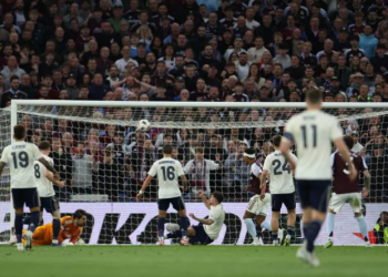 VIDEO/ Kualifikime me përmbysje, Freiburg dhe Aston Villa në finale të Europa League