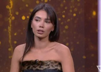 Fabjola Elezaj reagon pas daljes nga “Ferma VIP”: Arbana s’kishte pse të hynte në debat