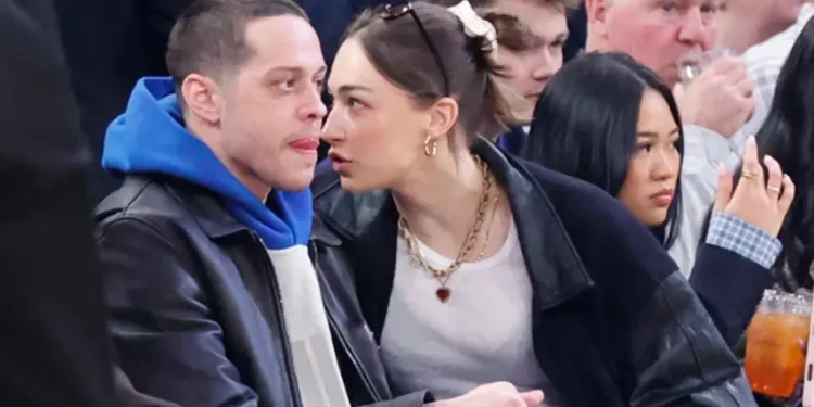 Pete Davidson ndahet nga partnerja vetëm pak muaj pasi u bënë prindër