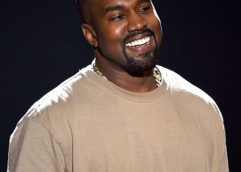 Kanye West në Tiranë, stadiumi marramendës do të ndërtohet enkas për koncertin me 60 mijë spektatorë!
