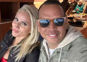 Alex Rodriguez dhe Jaclyn Cordeiro ndahen pas tre vitesh lidhje, trajnerja e fitnesit flet për “paqen”