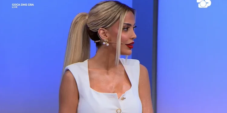 Brikena Selmani pas daljes: Më ka ardhur keq që dola para Rogertit