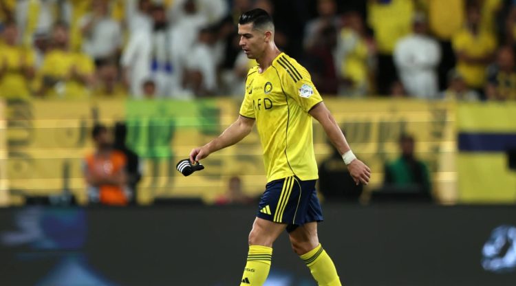 Një gafë e Bento-s “fik” Ronaldo-n, shtyhet festa e Al Nassr (VIDEO)