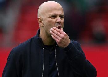 Morën leksion futbolli nga Aston Villa, por Slot nuk dorëzohet: Mund të arrijmë objektin Champions (VIDEO)