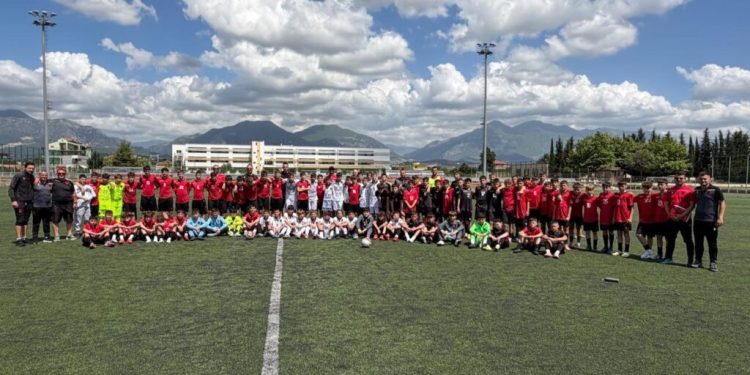 Turneu i Përfaqësueseve Rajonale/ Tirana, Korça, Elbasani dhe Durrësi avancojnë në fazën finale