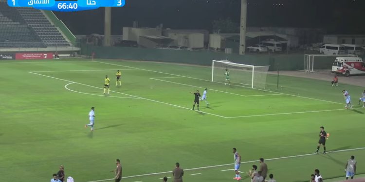 VIDEO/ Ka veshur 8 herë fanellën e Shqipërisë U-21, sulmuesi 28-vjeçar shkëlqen me gol dhe asist kundër… Mario Balotelit