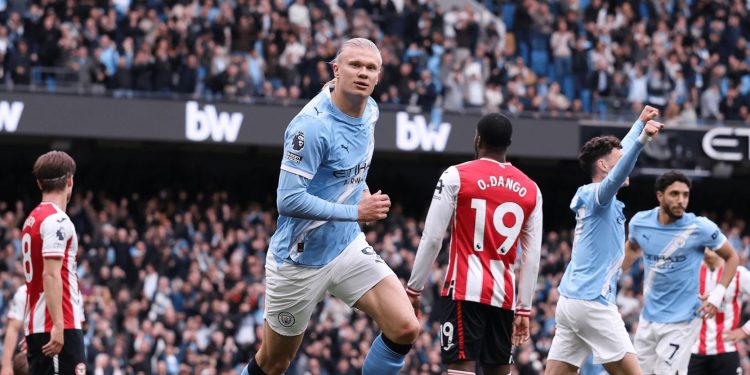 Premier League/ Manchester City beson ende te titulli, mund pastër 3-0 Brentford, barazim në supersfidën mes Liverpool dhe Chelsea
