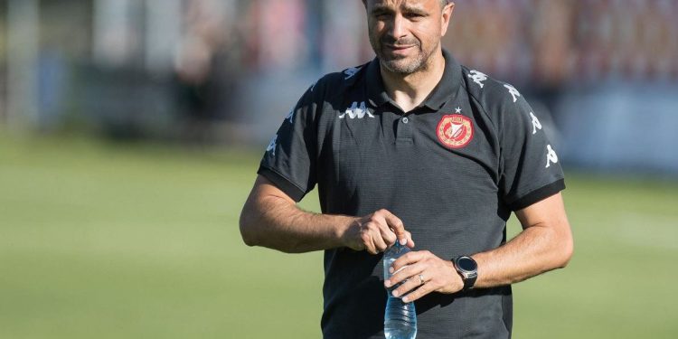 “Furtunë” largimesh në Superiore, pas Egnatia-s edhe ekipi bregdetar mbetet pa trajner