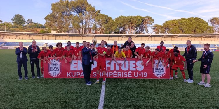 Partizani U-19 fiton Kupën e Shqipërisë, mund në finale Teutën 3-0