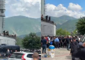 Tensione para sfidës AF Elbasani – Tirana, përplasje dhe dhunë jashtë stadiumit (VIDEO)
