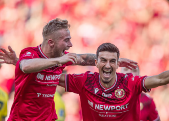 100 paraqitje me Widzew Lodz, ndeshje speciale për mesfushorin e kombëtares