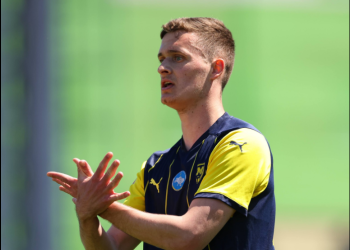 VIDEO/ Goli fantastik në elitën e futbollit ukrainas, Zabërgja e feston me… shqiponjë