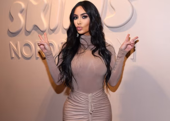 Kim Kardashian në telashe, paditet për “vjedhje” emri nga një biznes i vogël