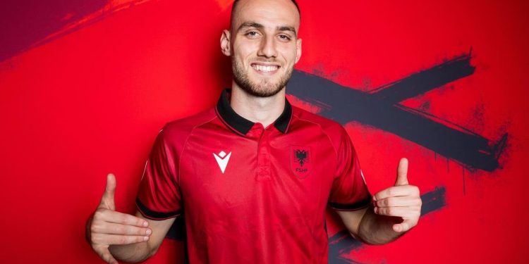 Nga Arabia “shtyjnë” Mitajt drejt Serie A, emri i legjionarit kuqezi rikthehet në Itali