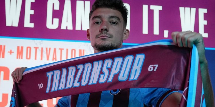Beshiktash refuzon 5 mln euro, i vendos çmim të ri Ernest Muçit