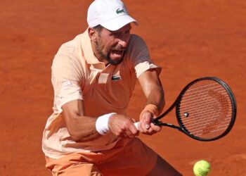 Roland Garros/ Avancon Djokovic, Zverev kalon pa probleme, te femrat eleminohet Rybakina