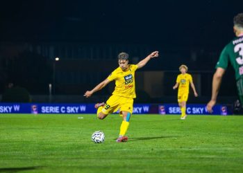 Shqiptari i fundit që ka qenë nën urdhrat e trajnerit Maran, futbollisti merr ftesën e kuqezinjve për miqësoret e qershorit