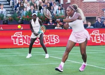 TENIS/ I dëmtohet ortakja, Serena Williams ikën para kohe nga turneu “Queen’s”