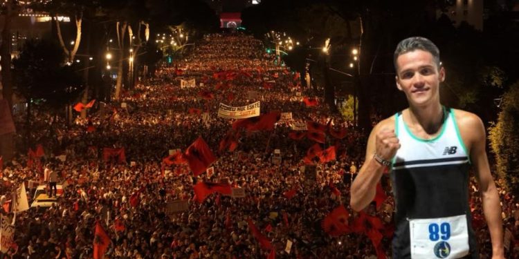 Më hoqën nga puna sepse dola në protestë! – Balkanweb.com – News24