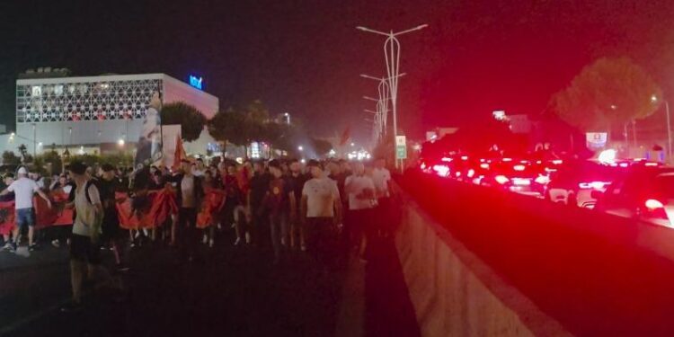 Procedim penal për 19 protestues, nxitën bllokimin e rrugës së Rinasit