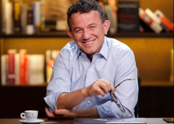 Berat Buzhala: Propaganda për Zvërnecin po ushqehet nga faqe greke