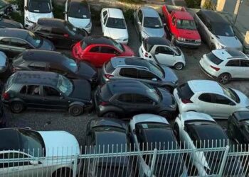 11 shqiptarë të arrestuar në Greqi, grabisnin makina dhe u falsifikonin të dhënat