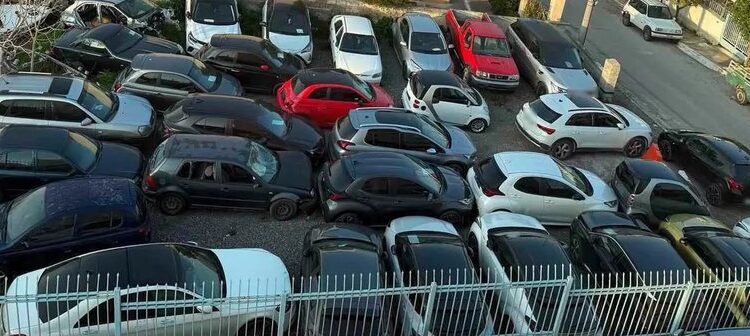 11 shqiptarë të arrestuar në Greqi, grabisnin makina dhe u falsifikonin të dhënat