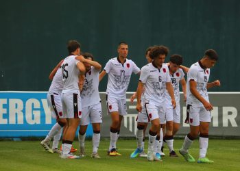 U-17/ Shqipëria e nis me barazim raundin e dytë kualifikues të Europianit, 2-2 ndaj Letonisë në Rrogozhinë