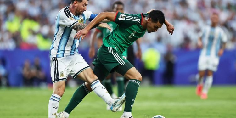 Algjeria ankohet në FIFA pas humbjes ndaj Argjentinës, në qendër Messi dhe Mac Allister