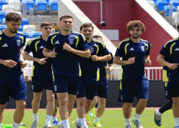 Kosova/ Dardanët vazhdojnë përgatitjet për miqësoren me Andorrën, Raçi e Hoxha optimistë për fitore