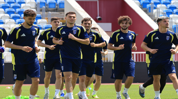 Kosova/ Dardanët vazhdojnë përgatitjet për miqësoren me Andorrën, Raçi e Hoxha optimistë për fitore