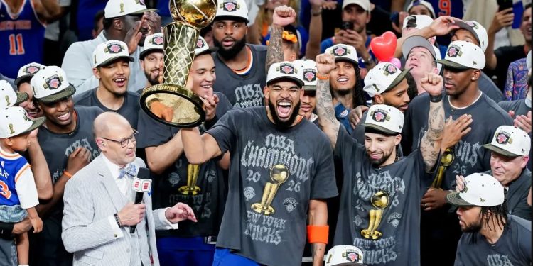 NBA/ New York shpallet kampione, Knicks mund Spurs e rikthen titullin pas 53 vitesh. Shpërthen festa në  New York City