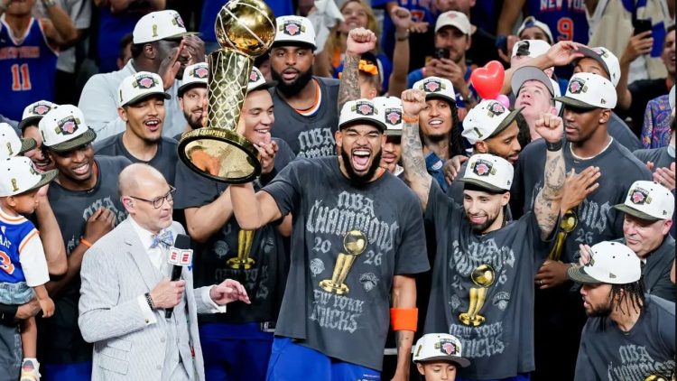 NBA/ New York shpallet kampione, Knicks mund Spurs e rikthen titullin pas 53 vitesh. Shpërthen festa në  New York City