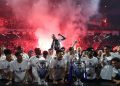 Festë dhe trazira, Parisi e djeg për triumfin në Champions League