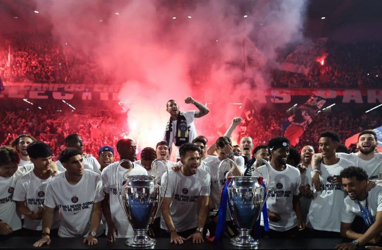 Festë dhe trazira, Parisi e djeg për triumfin në Champions League