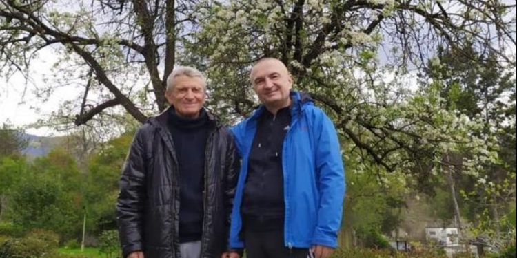 Ilir Meta njofton vdekjen e babait