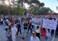 Zvërneci, protestë para Kryeministrisë