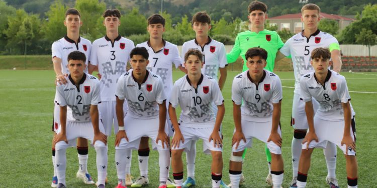 Shqipëria U-15 shkëlqen ndaj Maqedonisë së Veriut, fiton 4-1 në miqësoren e parë